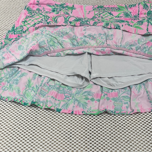 Lilly Pulitzer Luxletic Pink Fern Ruffle Skort - Sz M - Picture 3 of 8
